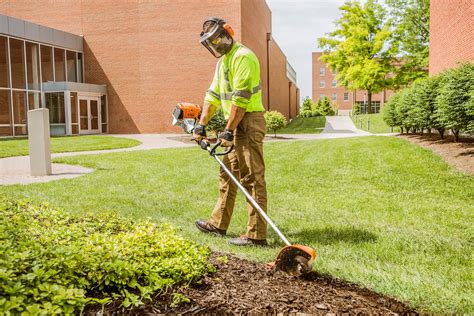 STIHL Bed Redefiners | Landscape Bed Edgers | STIHL USA