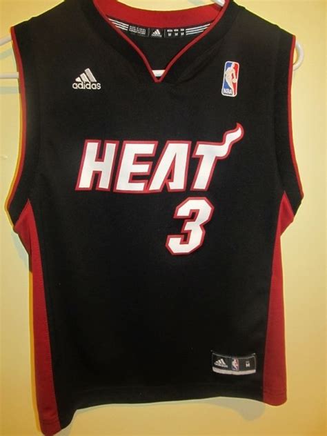 Dwyane Wade - Miami Heat jersy- Youth Medium | Miami heat, Dwyane wade ...