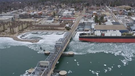 Sturgeon Bay bridge reopens | WLUK