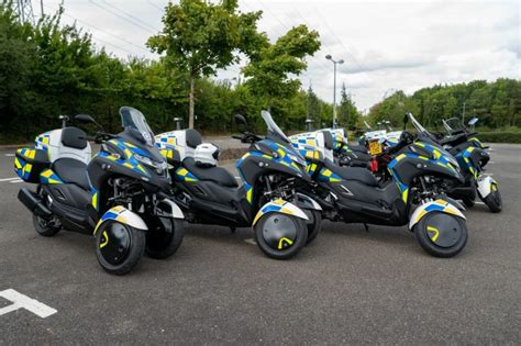 UK Police to Introduce Three-Wheeled Electric Motorcycles in Partnership with Mahle and WMC - EVMagz