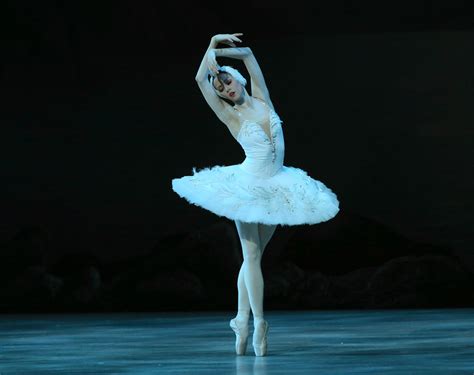 Mariinsky Ballet: Nadezhda Batoeva debuts in Swan Lake – 21 March 2018 | Vaganova Today