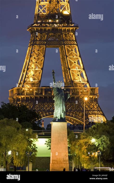 Statue of liberty gustave eiffel structure design hi-res stock photography and images - Alamy