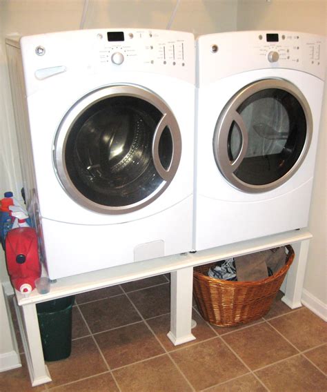 Savvy Chic Home: Easy Washer and Dryer Stand Tutorial