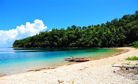 Escape to Atulayan Island, Camarines Sur - Philippine Beach Guide