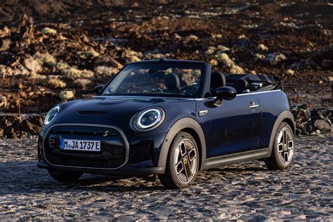 2023 Mini Cooper SE Electric Convertible | Uncrate