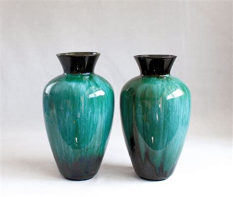 Blue Mountain Pottery Vase, 13"Green Ceramic Vase, Retro Pottery, Glazed Blue Mountain Pottery ...