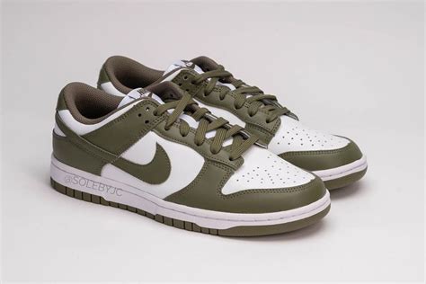 Closer Look! Nike Dunk Low 'Medium Olive'