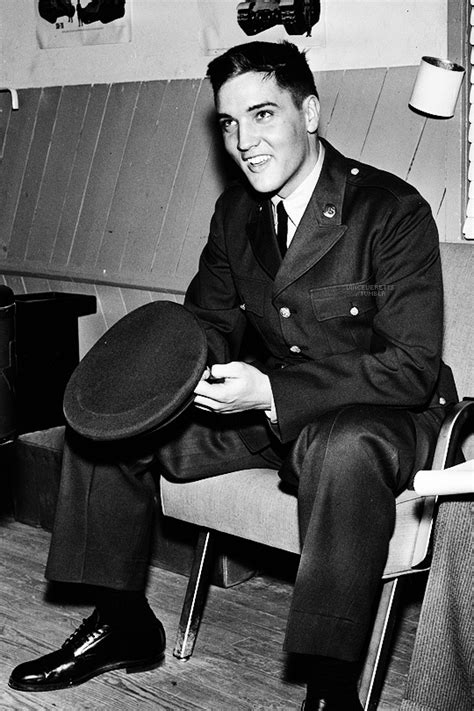 ELVIS PRESLEY | Elvis presley army, Elvis presley pictures, Elvis presley photos