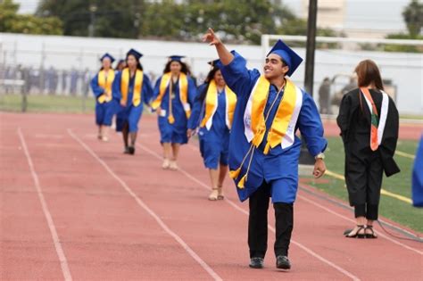 North High School celebrates its graduates – Daily Breeze