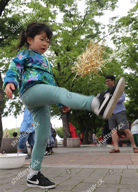 Girl Plays Jegichagi Korean Traditional Outdoor Editorial Stock Photo ...