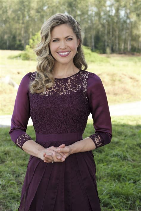 PASCALE HUTTON – When Calls the Heart, Season 7 Promos – HawtCelebs