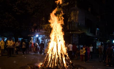 Holika Dahan 2020: Puja, Muhurat Time, History, Celebration