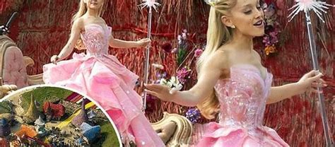 Ariana Grande is seen as Glinda The Good Witch for FIRST TIME - Hot ...