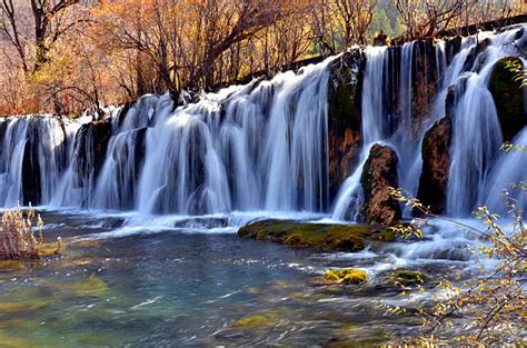 Long Lake Jiuzhaigou Stock Photos, Pictures & Royalty-Free Images - iStock