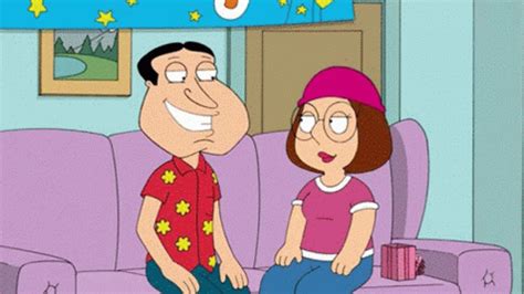 Quagmire Arm GIF - Quagmire Arm Meg - Discover & Share GIFs