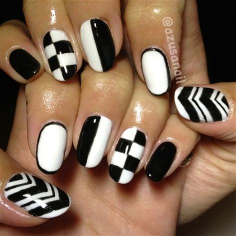 The 15 Best Black And White Nail Arts