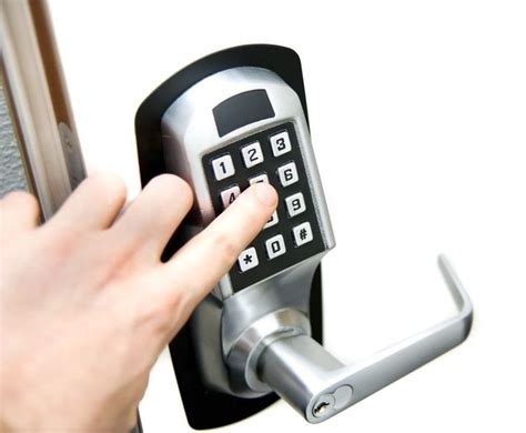 The 6 Best Keyless Entry Systems of 2021 | Keyless entry systems, Locksmith, Commercial locksmith