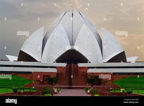 Lotus temple evening view, tourist place in india Stock Photo - Alamy