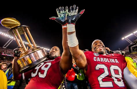 South Carolina-Clemson rivalry receives 'Palmetto Bowl' title, trophy