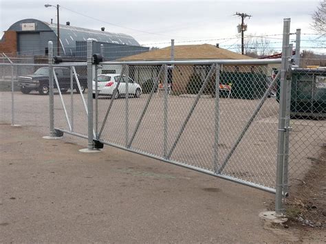 6′ Cantilever Gate | Residential & Industrial Fencing Company in Denver, CO