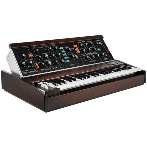 Moog Minimoog Model D 2022 – Thomann United States