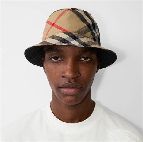 Reversible Cotton Blend Bucket Hat in Black - Men | Burberry® Official