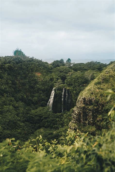 11 Beautiful Kauaʻi Waterfalls and Waterfall Hikes You Can't Miss (+ map!)