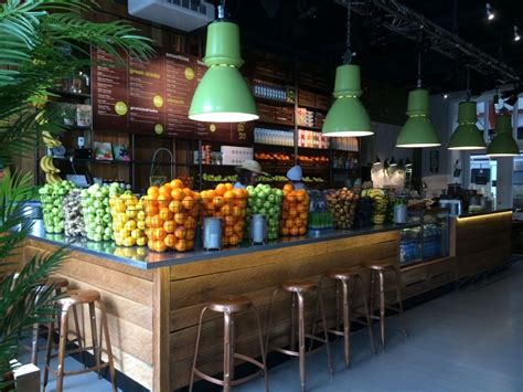 A Complete Guide To Marketing Strategy For Juice Bar - Welp Magazine