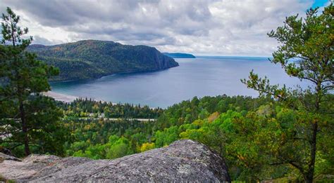 Hiking the Nokomis Trail, Lake Superior Provincial Park - Hike Bike Travel