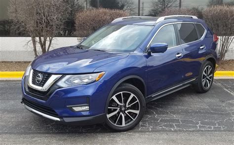 2018 Nissan Rogue in 2021 | 2018 nissan rogue, Nissan rogue, Auto service