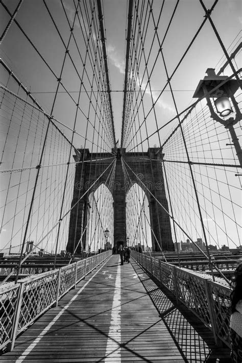 Brooklyn Bridge Black and White Stock Image - Image of york, manhattan: 36491395