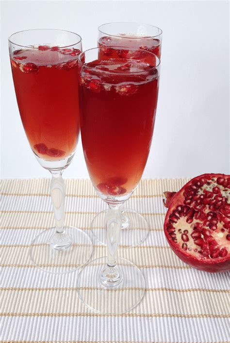 Pomegranate Bellini // Feast + West Dessert Recipes Easy, Easy Dinner Recipes, Holiday Recipes ...