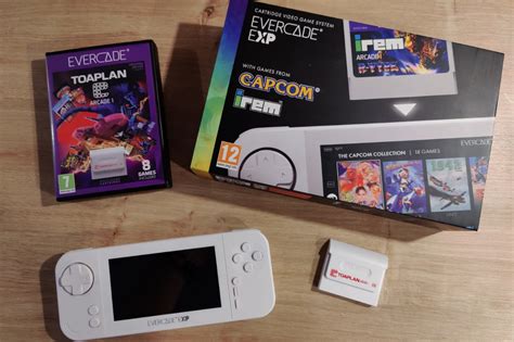 Test Evercade EXP : notre avis sur cette console portable dédiée au rétrogaming