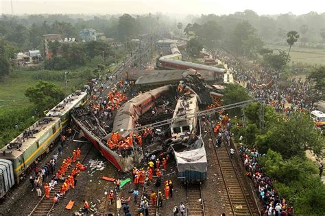 Signal Error Likely to Blame for Deadly India Train Crash