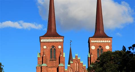 Religion in Denmark |Freedom of religion and female priests