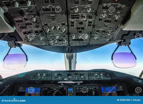 Airplane Cockpit editorial image. Image of monitor, pedal - 69887660