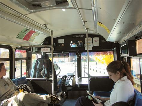 File:Interior of Thomas-Built high floor bus.jpg - Wikimedia Commons