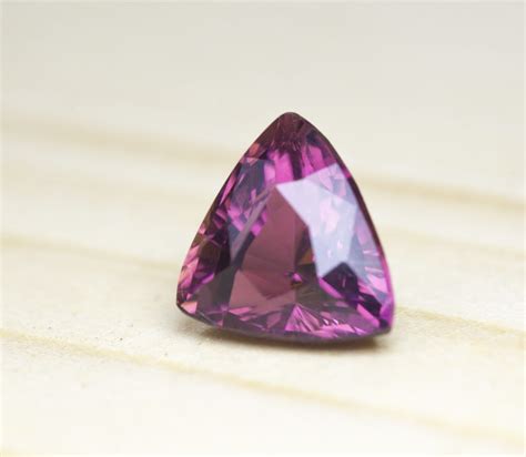 Purple Crystal Stones List, Meanings and Uses - CrystalStones.com