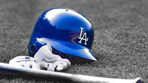 Dodgers News: Clayton Kershaw's Not Ready to Make a Decision About Playing Next Season ...