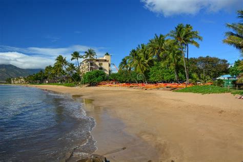 Kihei Beach, Maui, Hawaiian Islands Stock Image - Image of walking, vista: 135823483