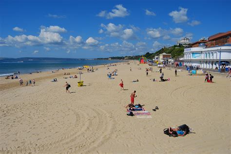 File:Bournemouth Beach.JPG - Wikimedia Commons