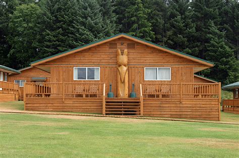 Haida Gwaii Cabins, Queen Charlotte Islands Cabins & Guest Rooms | Peregrine Lodge