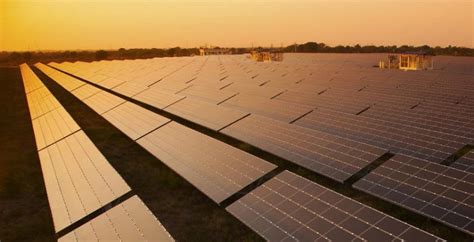 Contract signed to build 250 MW solar power plant - Balkan Green Energy News