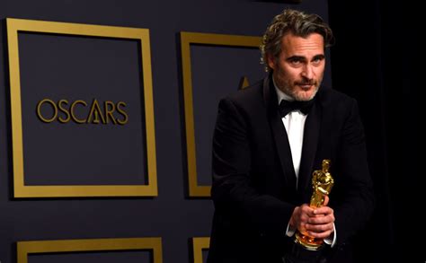 Joaquin Phoenix's Vegan Oscars Speech Talked About Speciesism — Here's ...