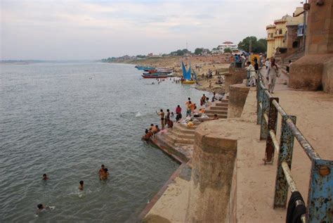 Exploring Ghats of Varanasi - Travelbout