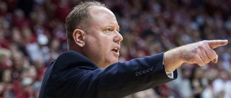 Greg Gard Reacts To Winning Big 10 Coach Of The Year, Pours Praise On ...