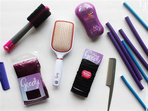 Lynnette Joselly: The Best Tools for Detangling Curly Hair