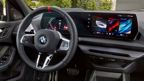 BMW 1 Series 2024: interior, space, boot, technology