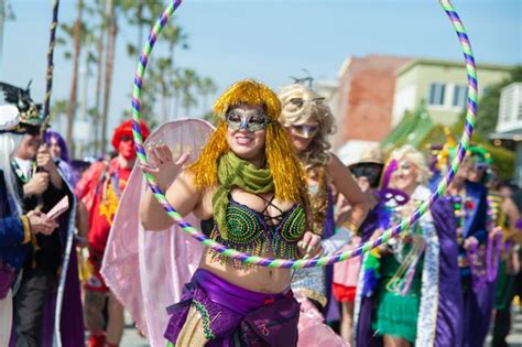 Venice Beach Mardi Gras Parade 2020 – Venice Paparazzi | Venice Beach ...