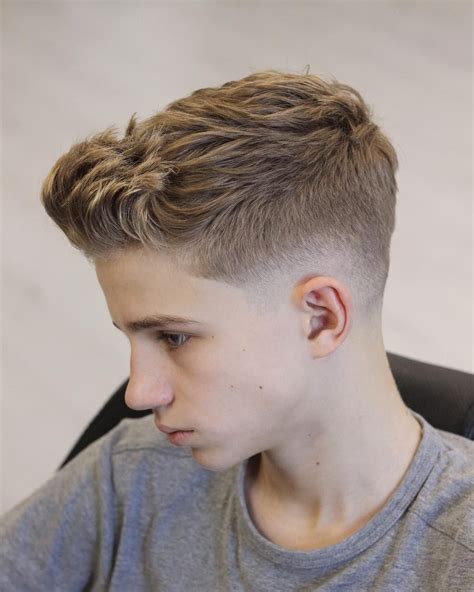 Low Taper Fade Haircut Top Haircuts For Men, Boy Haircuts Short, Quiff Hairstyles, Mens Haircuts ...